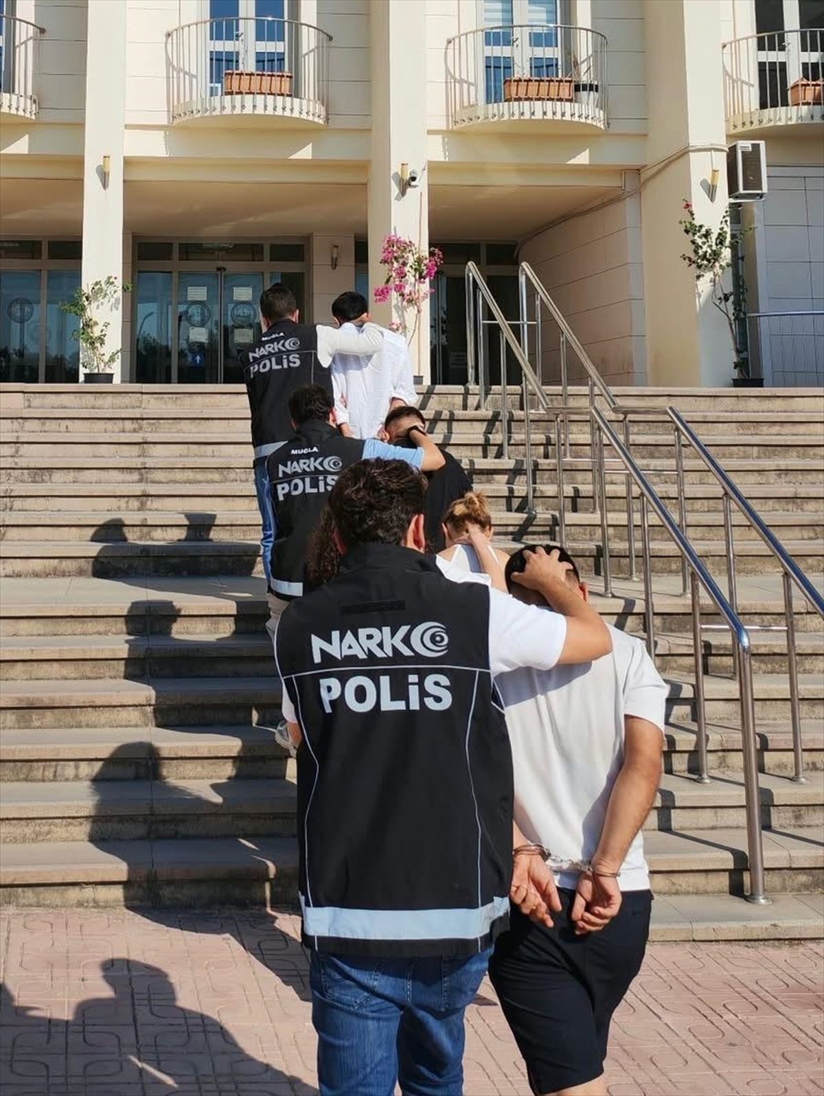 Bodrum'da Uyuşturucu Operasyonu: 3 Tutuklama